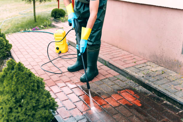 Why Choose Our Certified Pressure Washing Experts for Your Project Needs in Ave Maria, FL?
